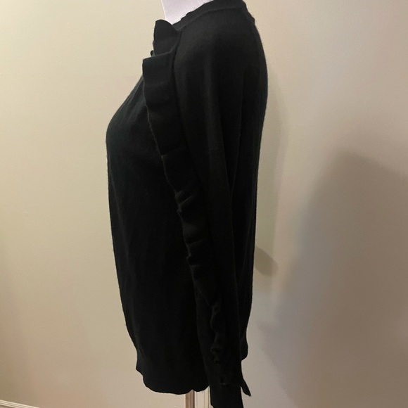 Cute Ruffle crew neck sweater - Picture 6 of 7